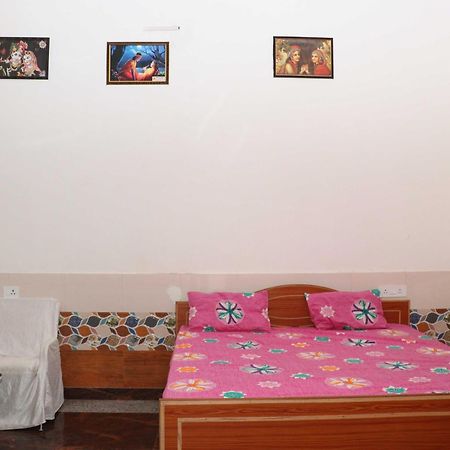 Hotel O Pop Angoori Farm House Matura Exterior foto